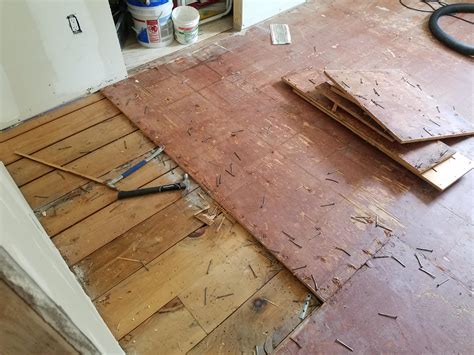 Web. . Types of subfloor in old houses